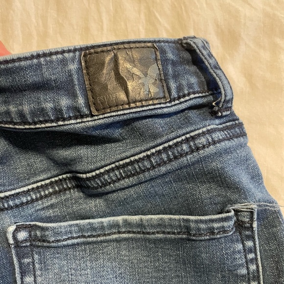 American Eagle High Rise Shorts - Picture 4 of 5